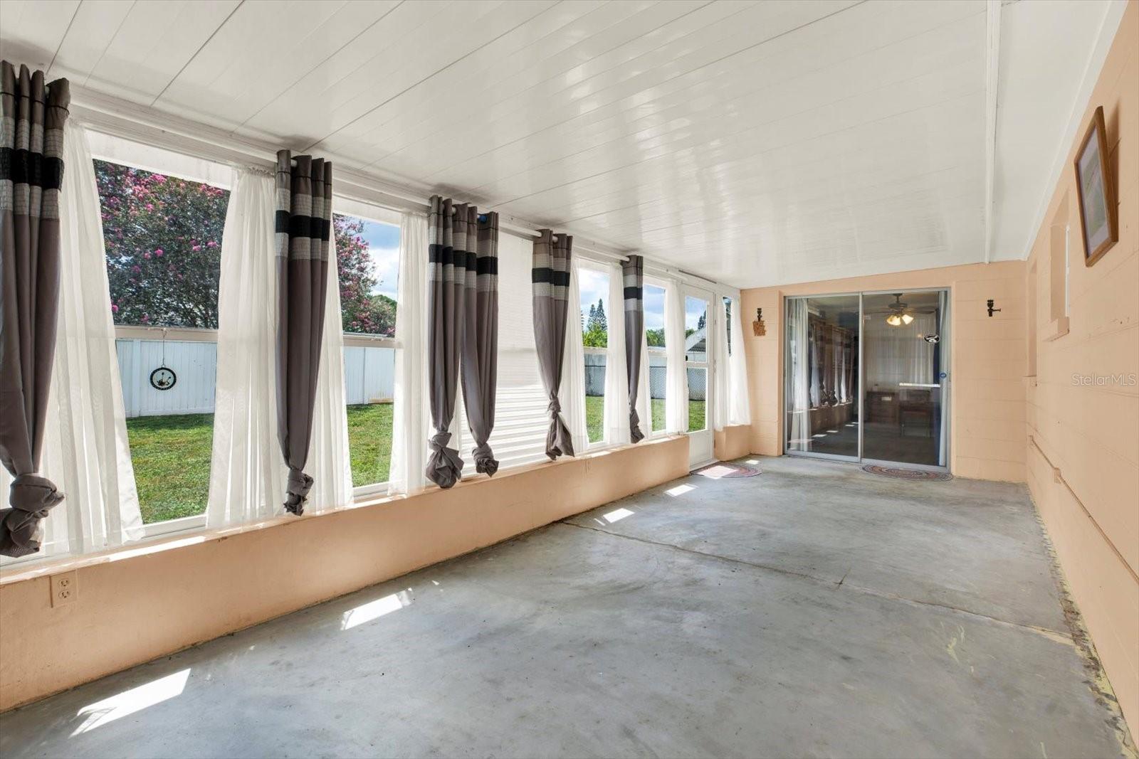 HOLIDAY LAKE ESTATES - Residential Lease