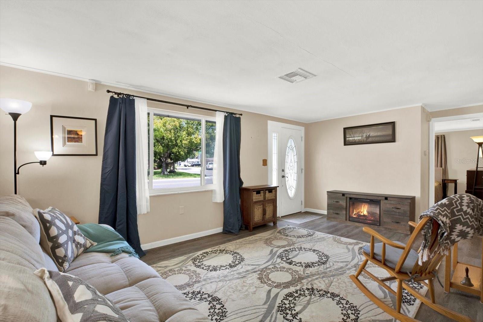 HOLIDAY LAKE ESTATES - Residential Lease