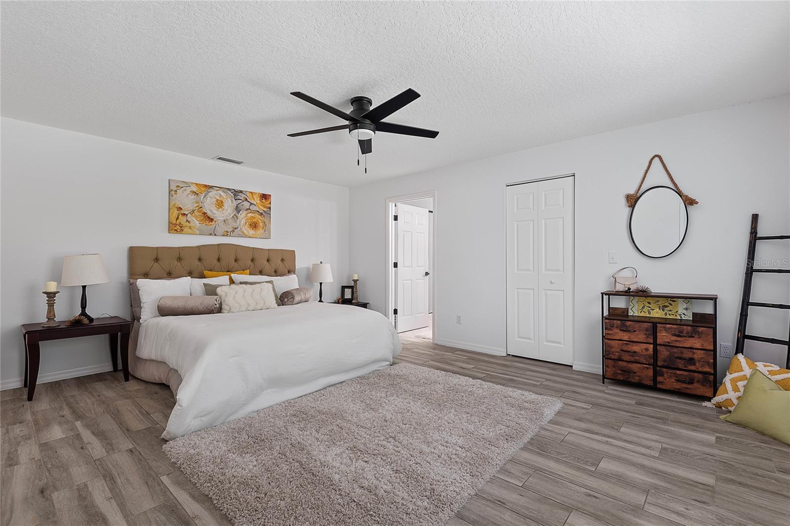 23 POWDER HORN DRIVE