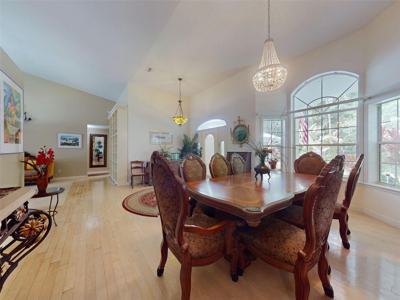 LAKE WATERFORD ESTATES UNIT 01 - Residential