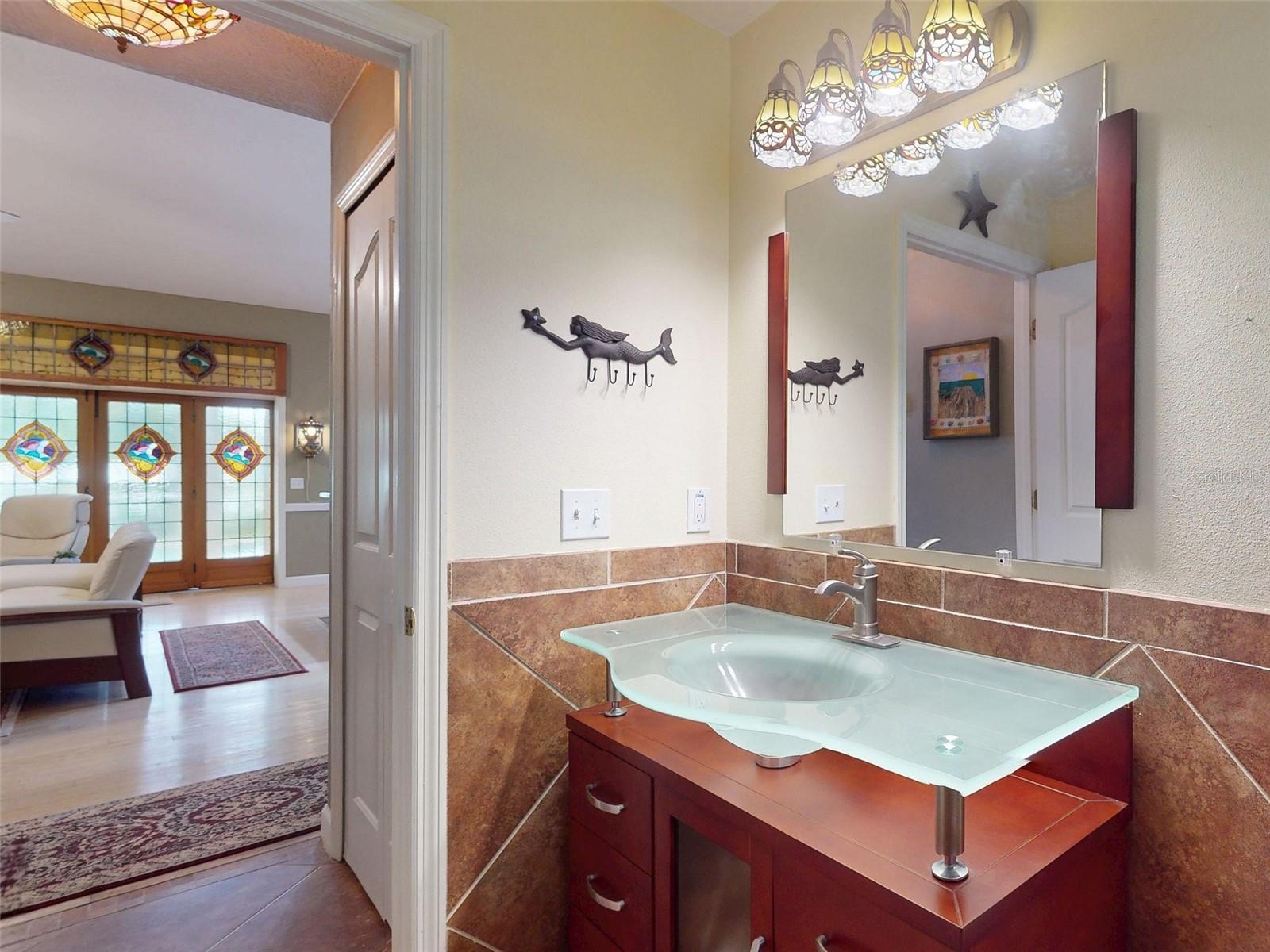LAKE WATERFORD ESTATES UNIT 01 - Residential