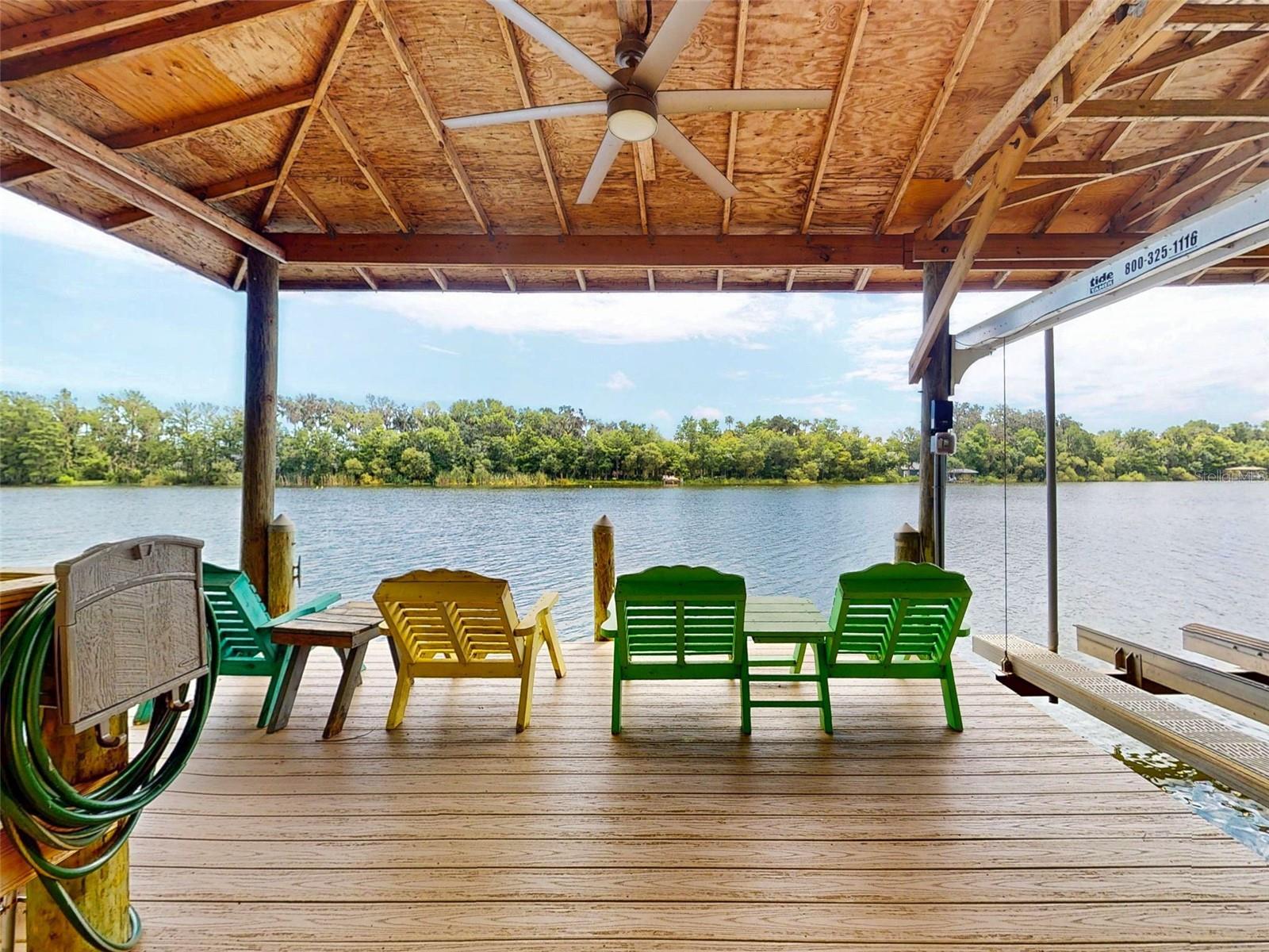 LAKE WATERFORD ESTATES UNIT 01 - Residential