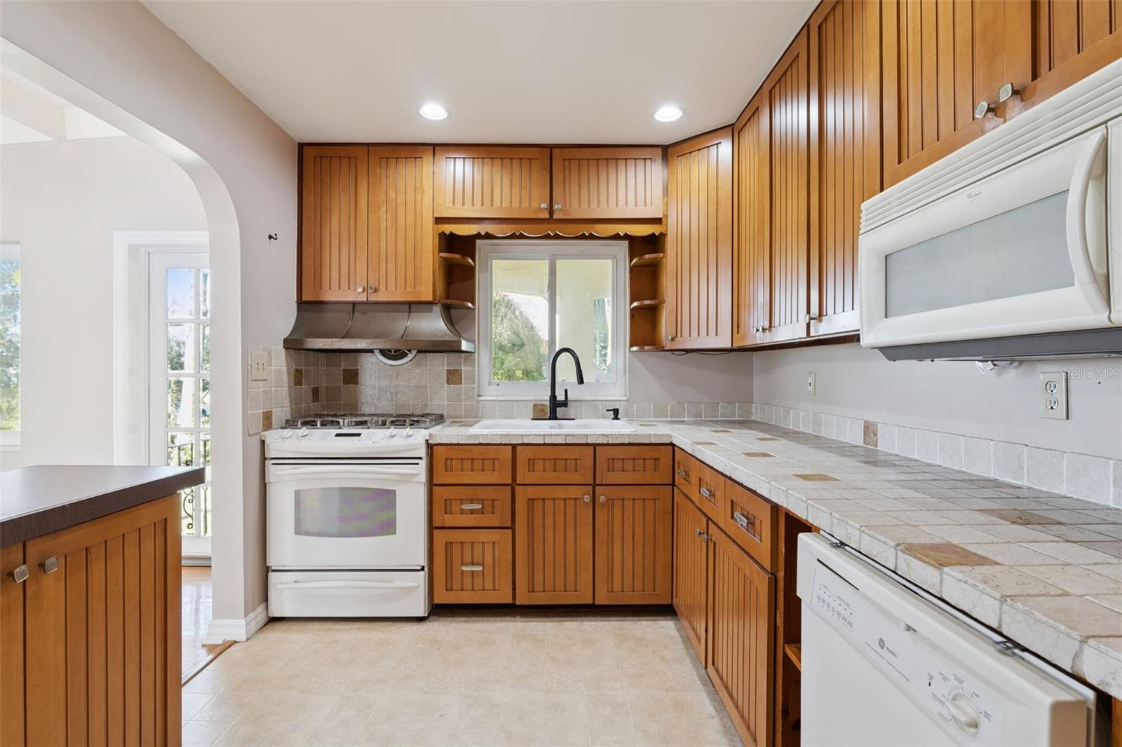 OLA BEACH REP 02 - Residential