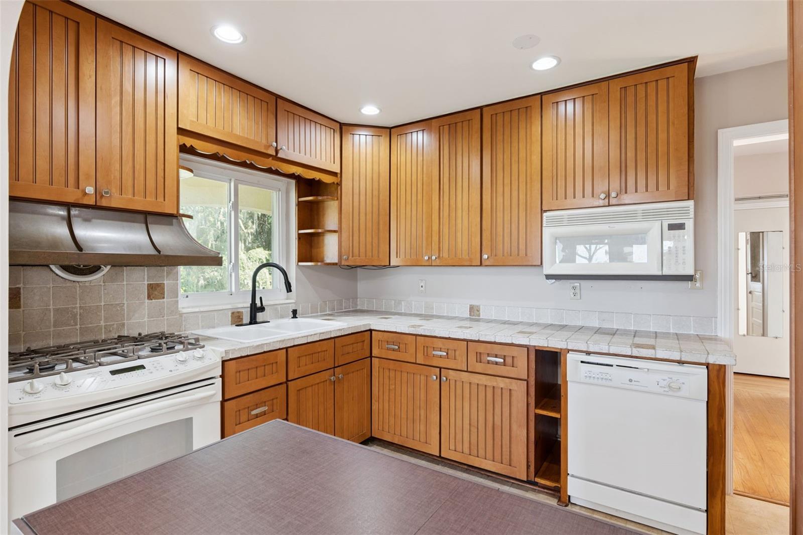 OLA BEACH REP 02 - Residential