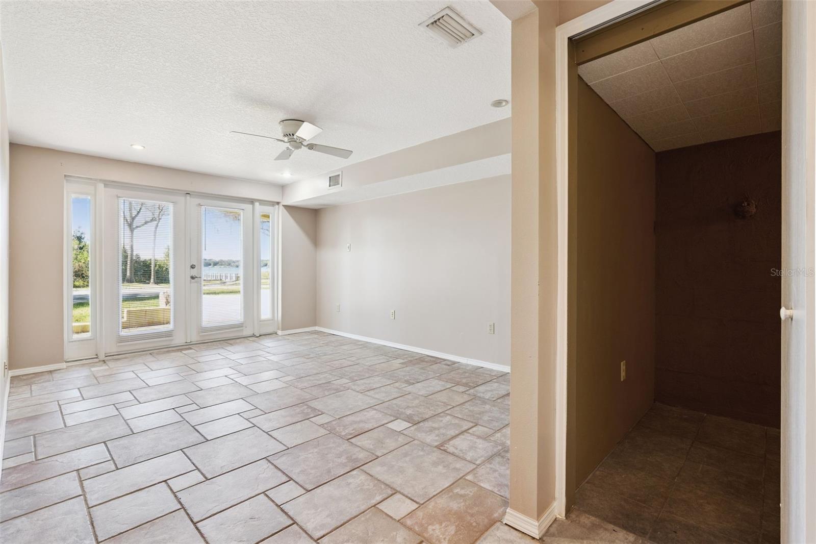 OLA BEACH REP 02 - Residential