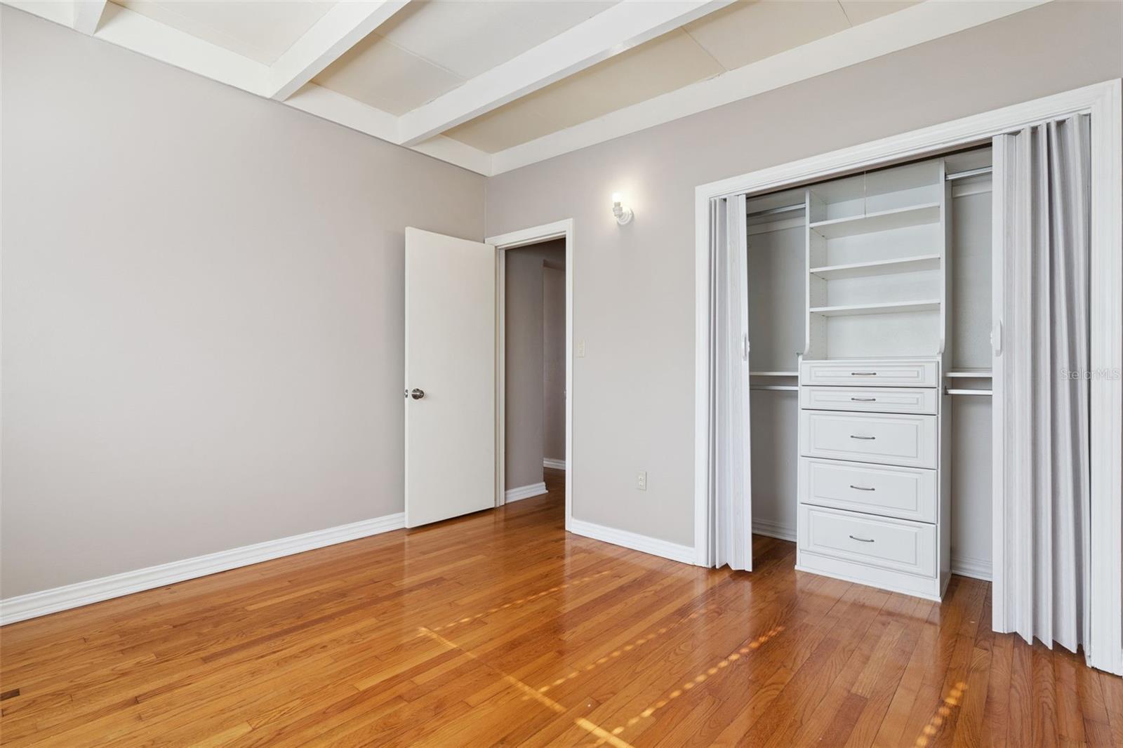 OLA BEACH REP 02 - Residential