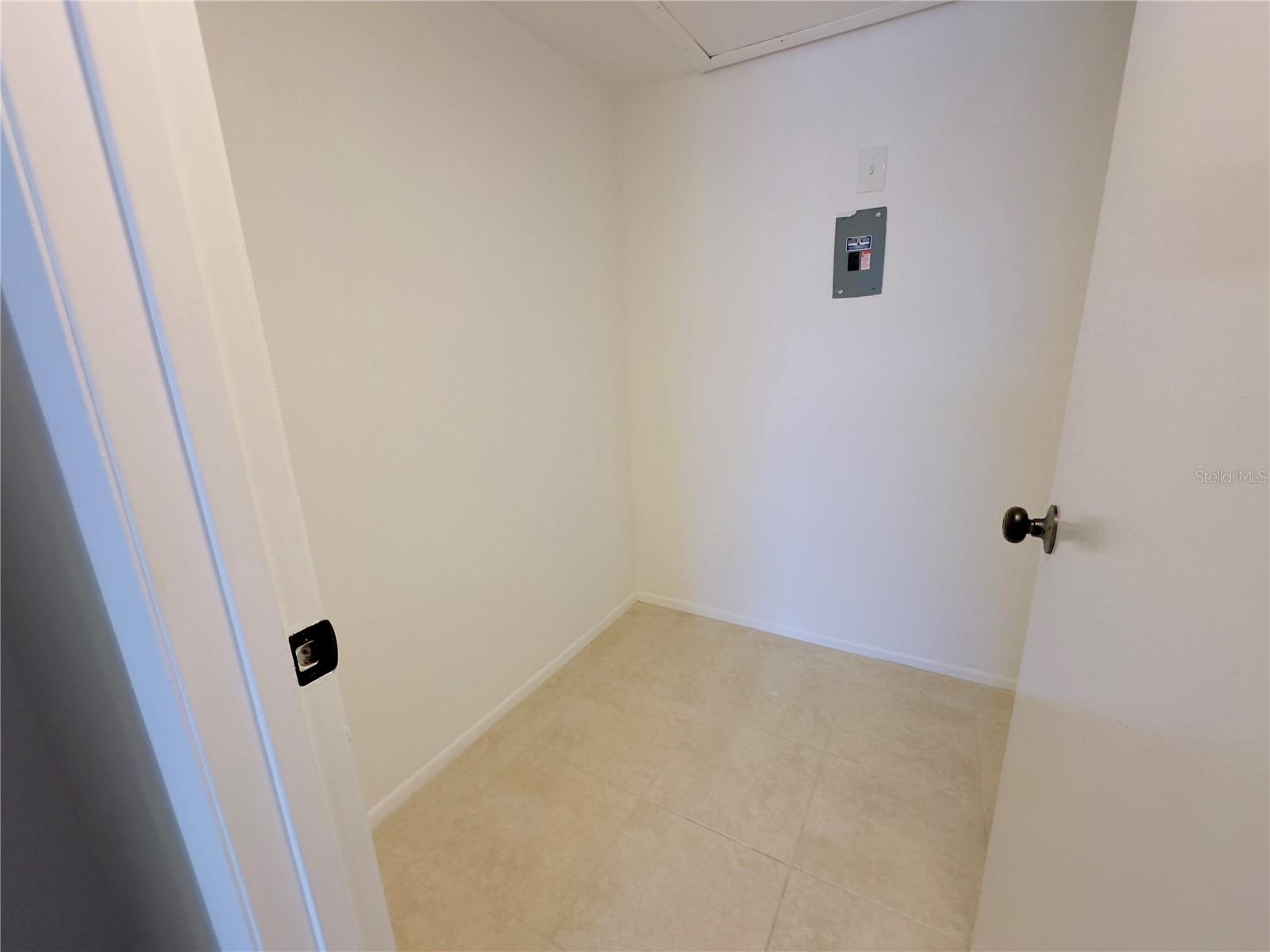 FIDDLERS GREEN 02 PH 02 BLDG - Residential