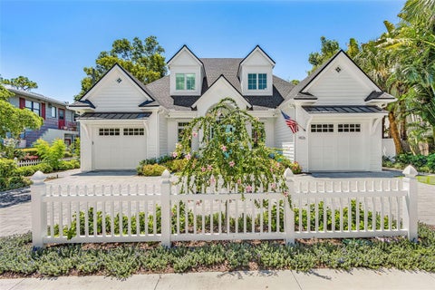 Photo of 1426 S Osprey Avenue, Sarasota, FL 34239 (MLS # A4703064)