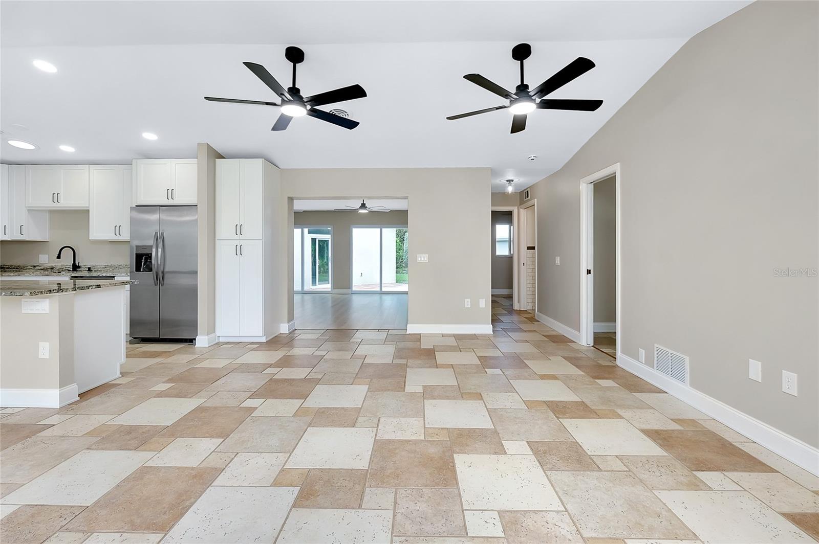 875 BAYSHORE DRIVE