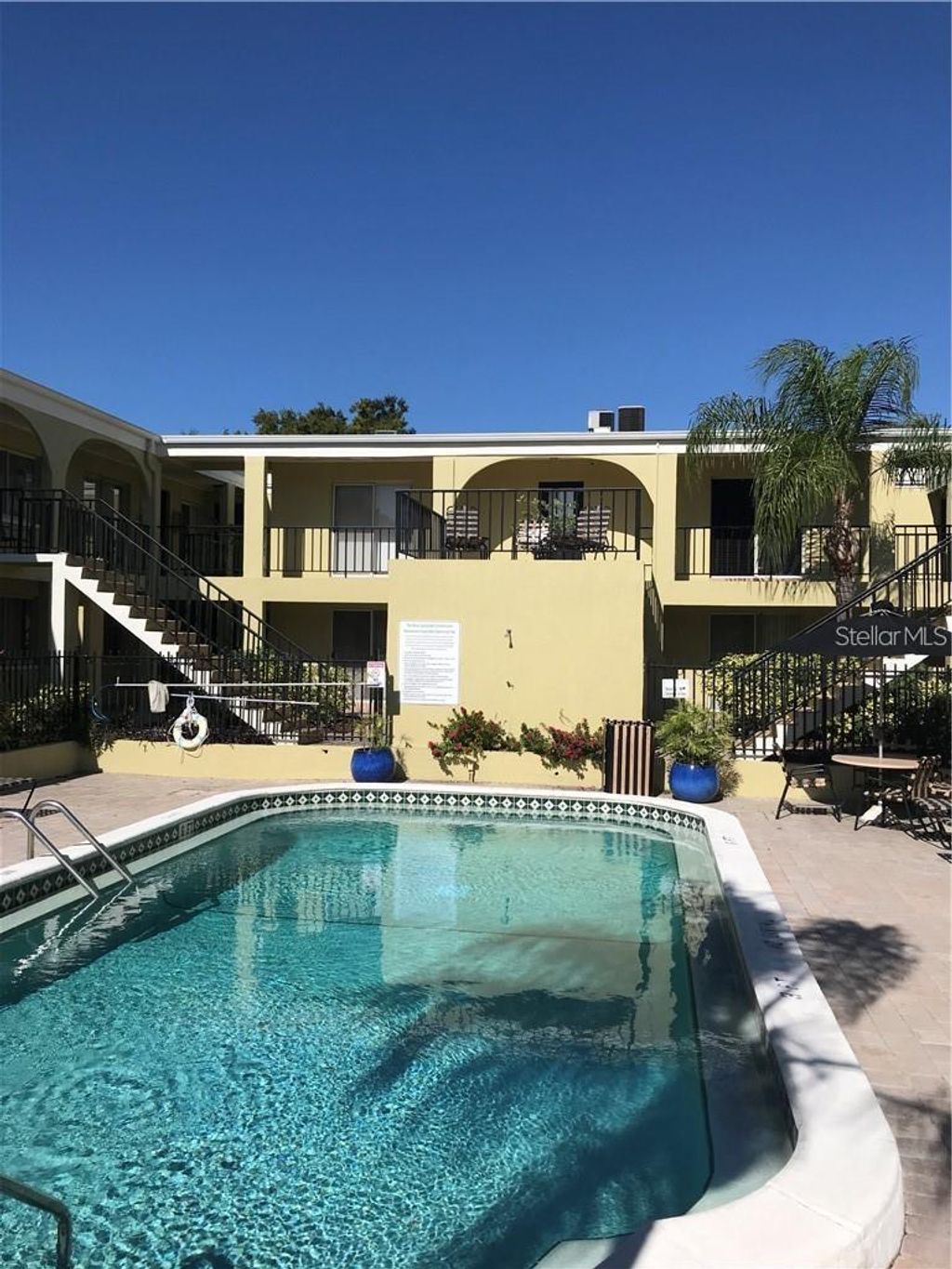 Photo of 3206 W Azeele Street #102, Tampa, FL 33609 (MLS # TB8469677)