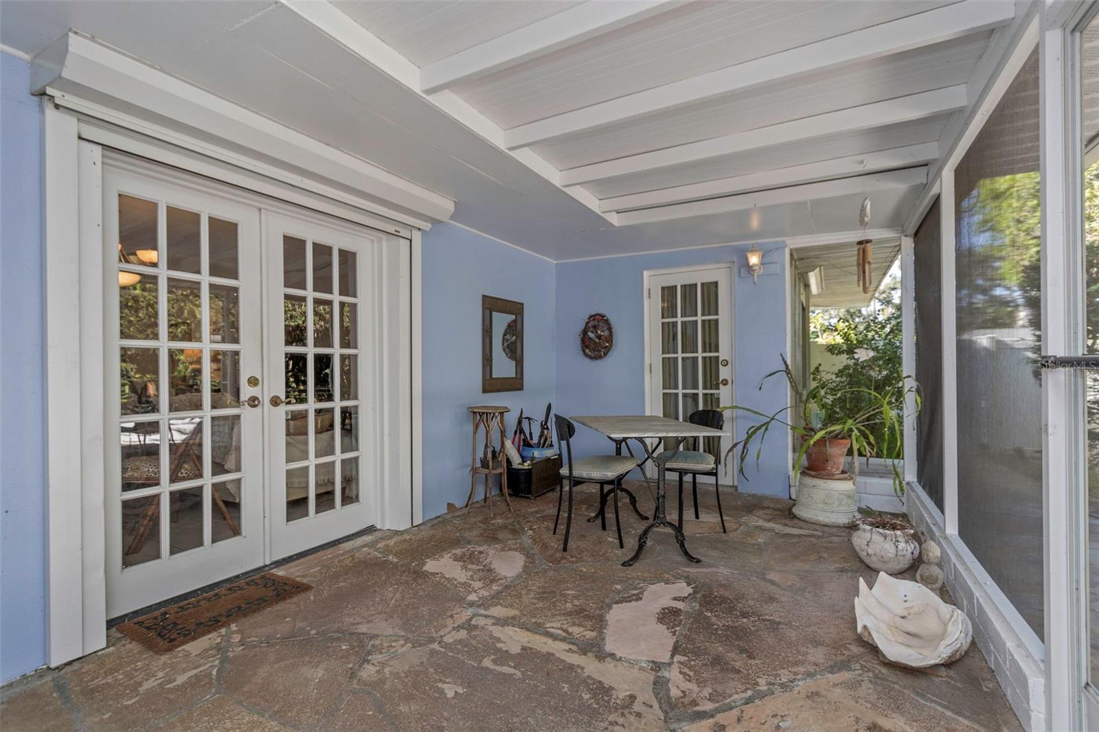 BELLEAIR ESTATES - Residential