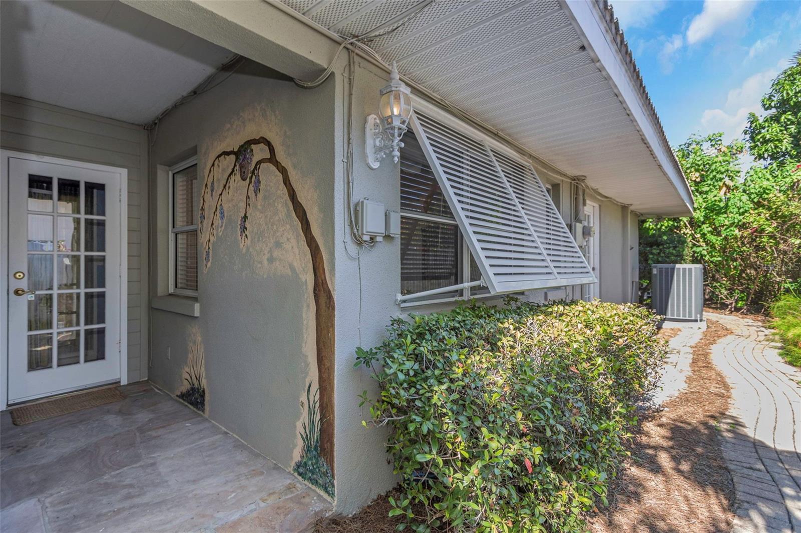 BELLEAIR ESTATES - Residential