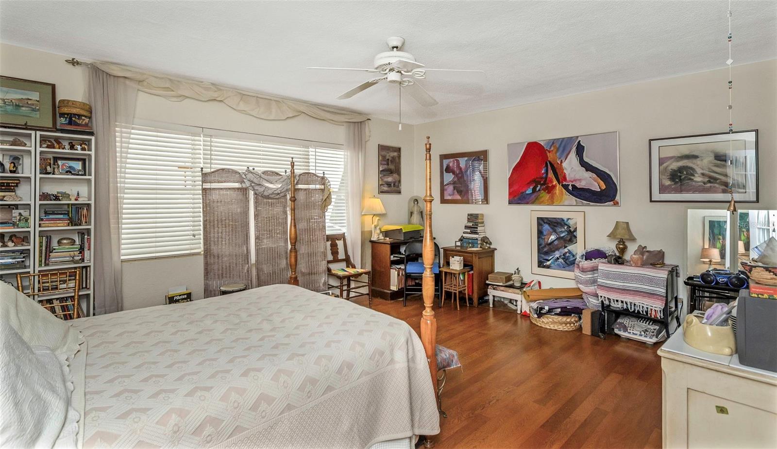 BELLEAIR ESTATES - Residential