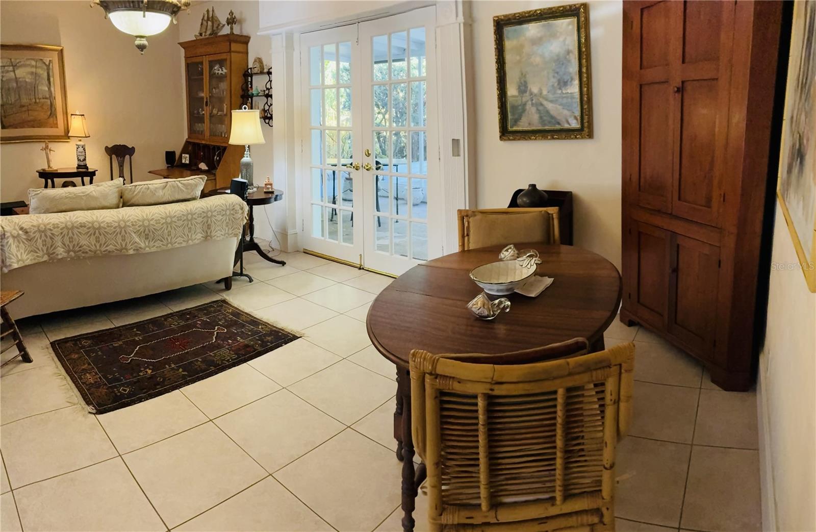 BELLEAIR ESTATES - Residential