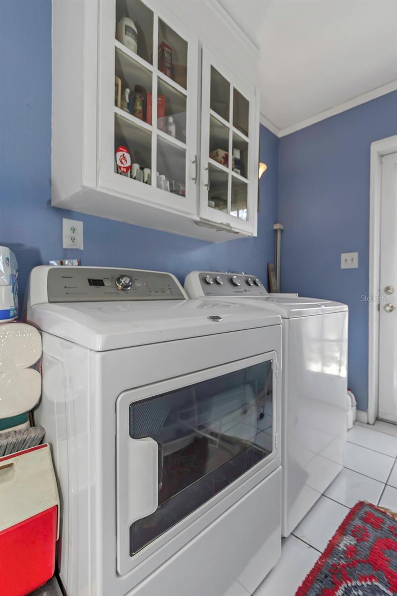 BELLEAIR ESTATES - Residential