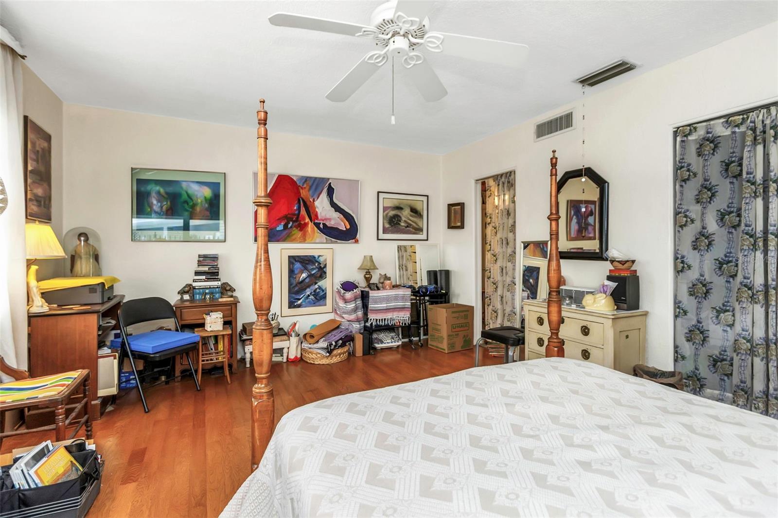 BELLEAIR ESTATES - Residential