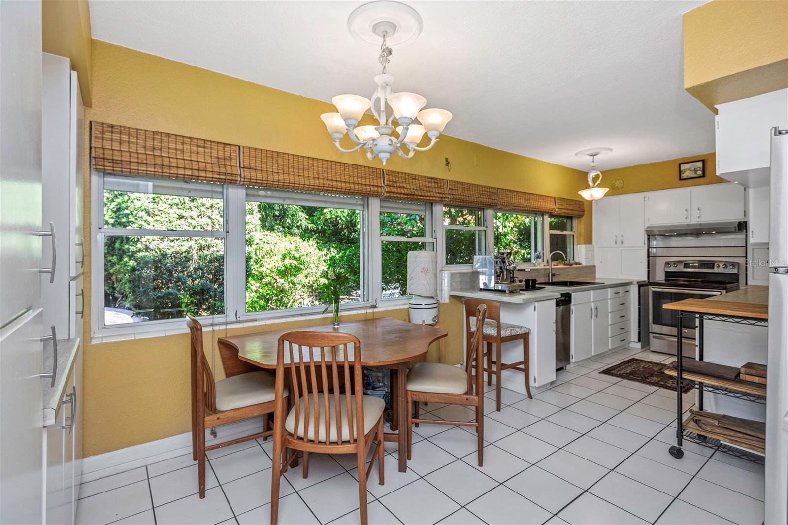 BELLEAIR ESTATES - Residential