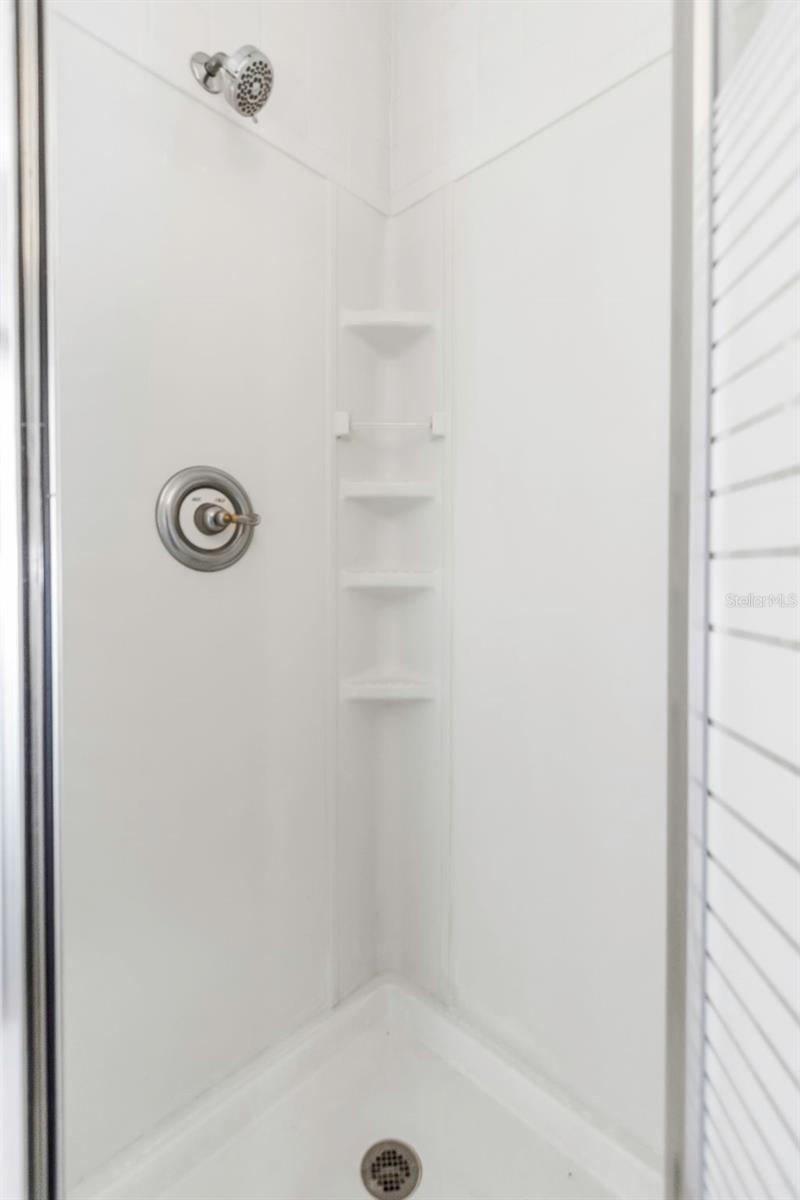 BELLEAIR ESTATES - Residential