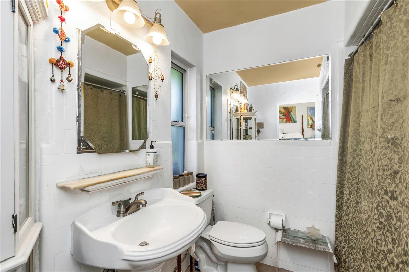 BELLEAIR ESTATES - Residential