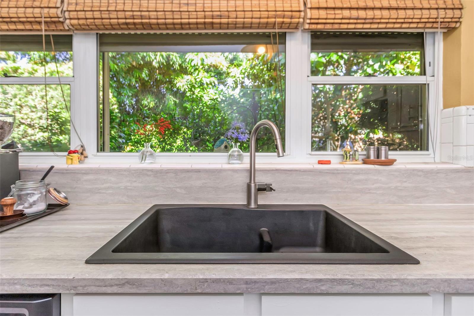 BELLEAIR ESTATES - Residential