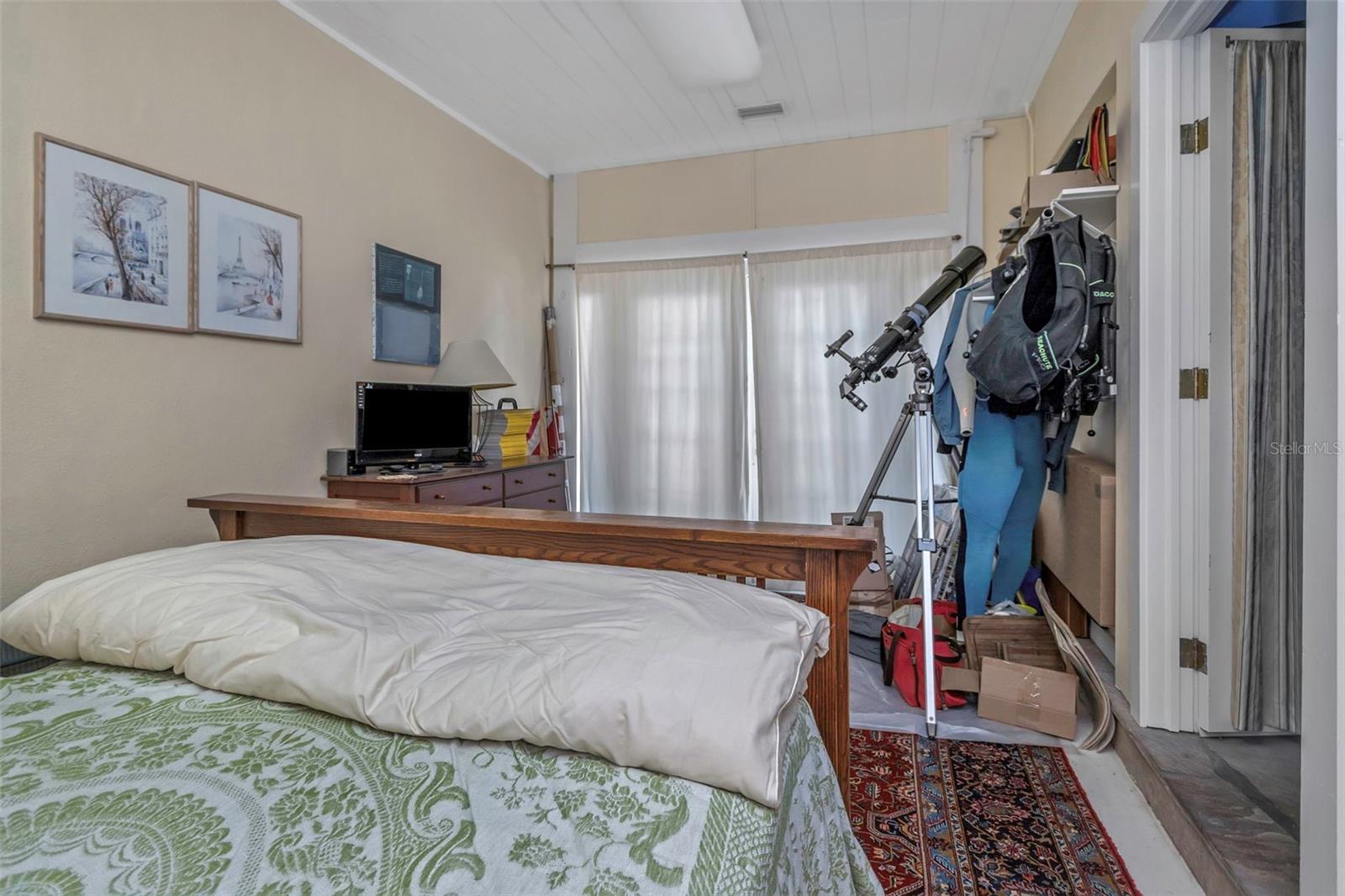 BELLEAIR ESTATES - Residential