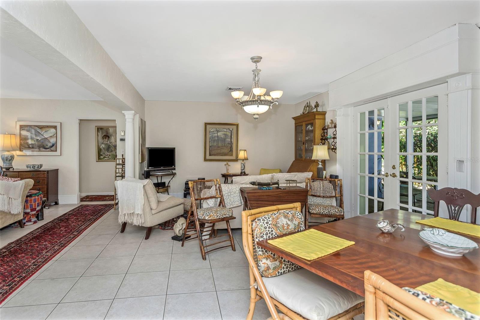 BELLEAIR ESTATES - Residential