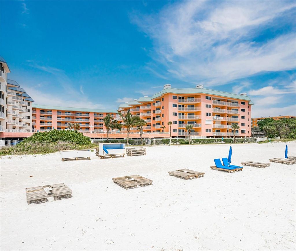 Photo of 18400 Gulf Boulevard #2405, Indian Shores, FL 33785 (MLS # TB8477052)