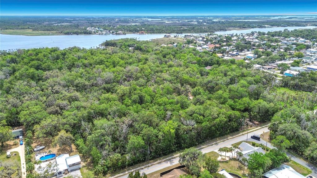 Photo of 1670 NW 19th Street, Crystal River, FL 34428 (MLS # TB8500700)