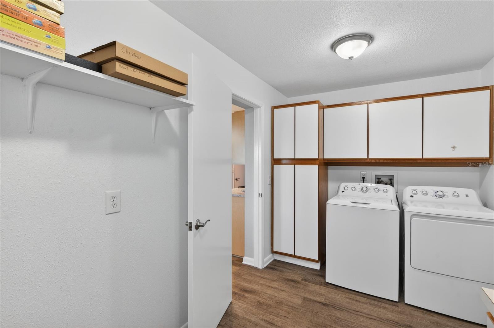 TERRACE PARK OF FIVE TOWNS - Residential