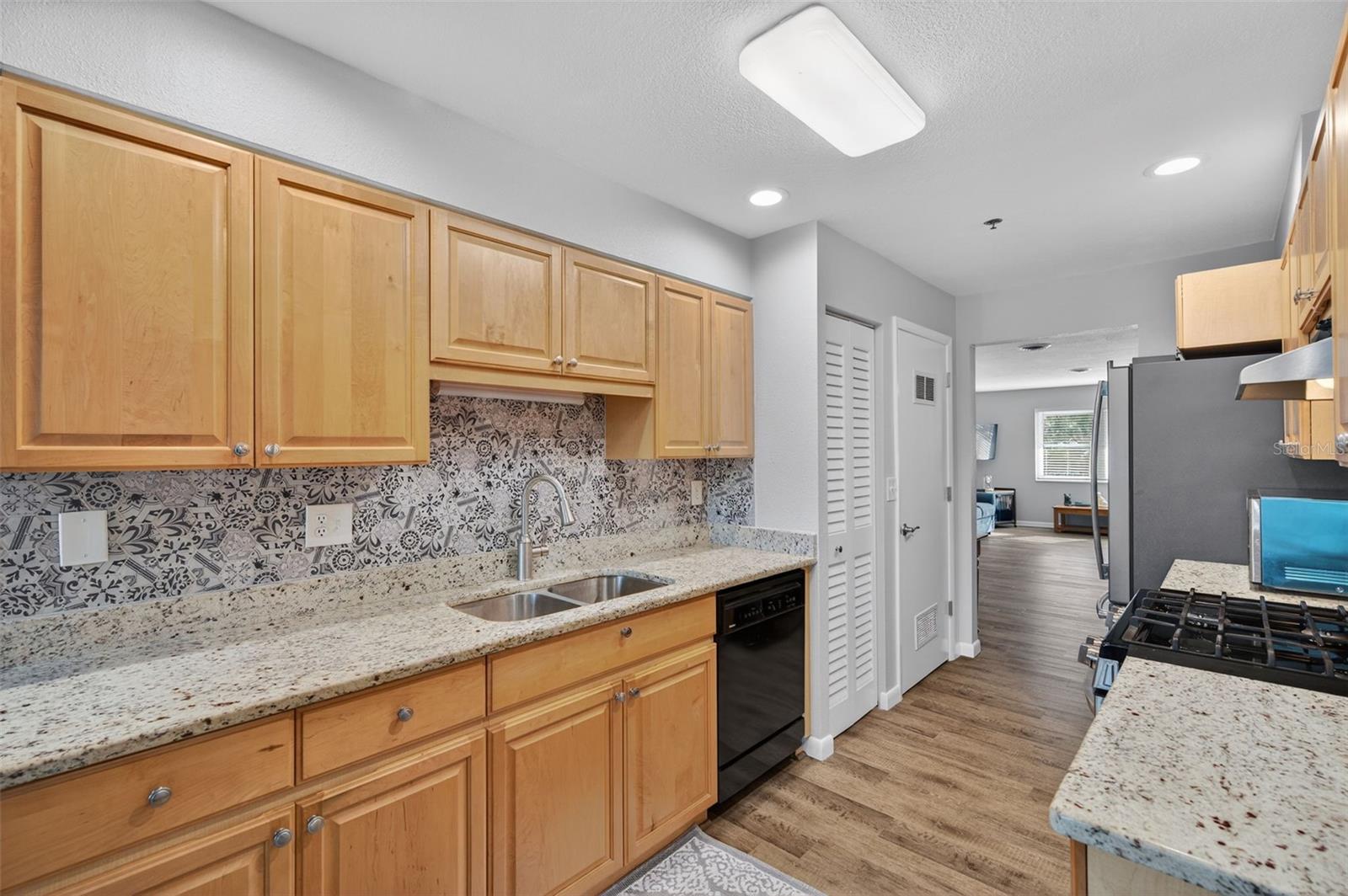 TERRACE PARK OF FIVE TOWNS - Residential