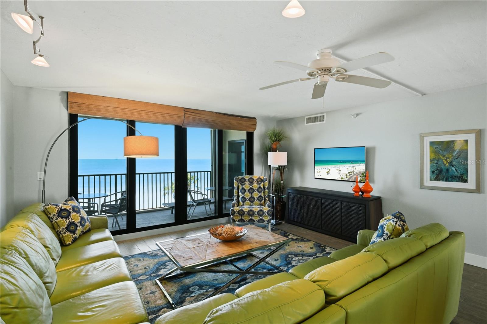 2675 GULF OF MEXICO DRIVE 303