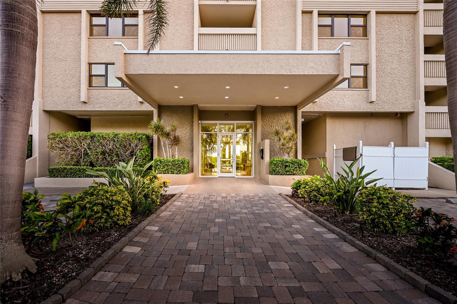 2675 GULF OF MEXICO DRIVE 303