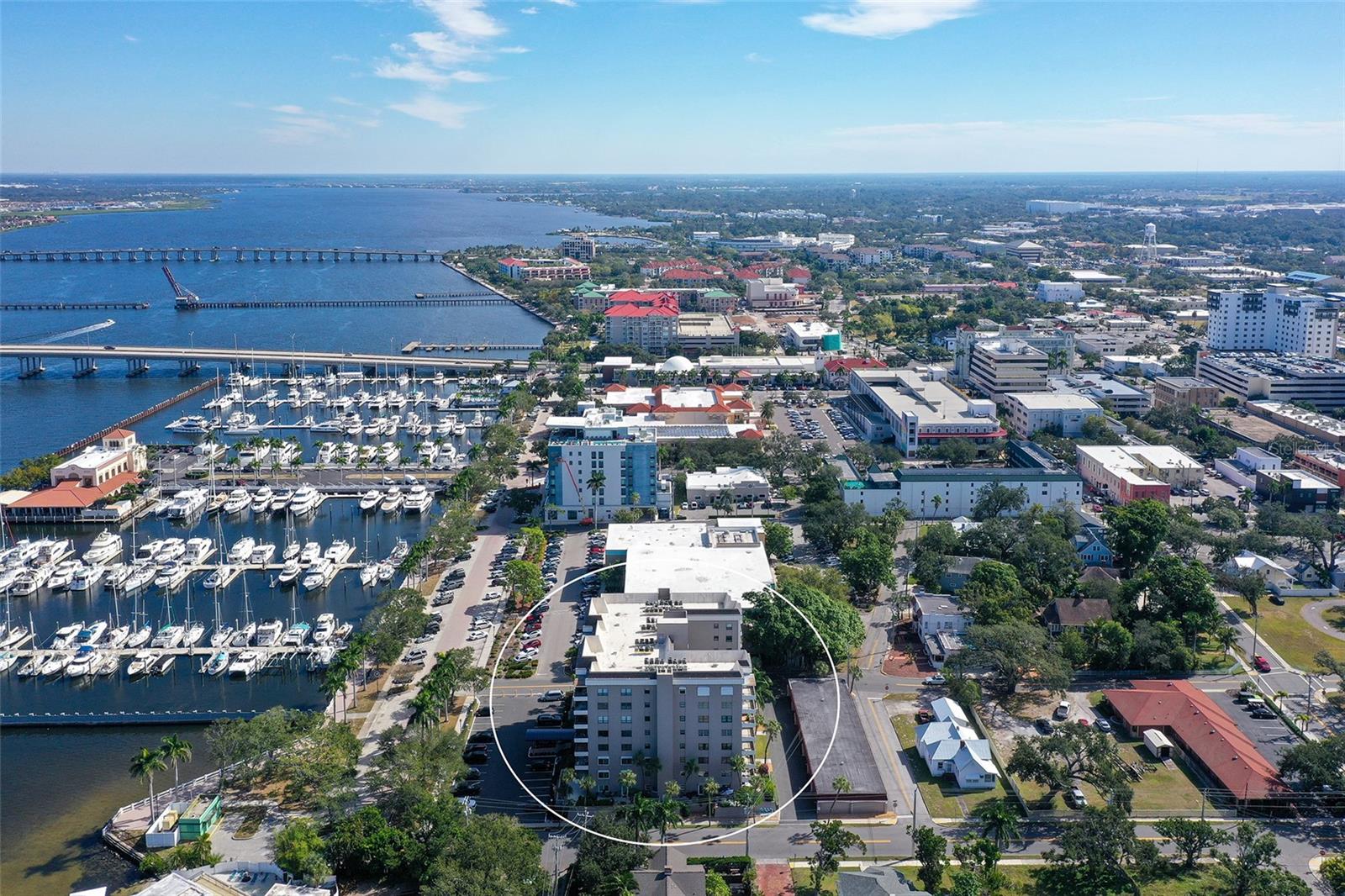 THE RIVERVIEW - Residential