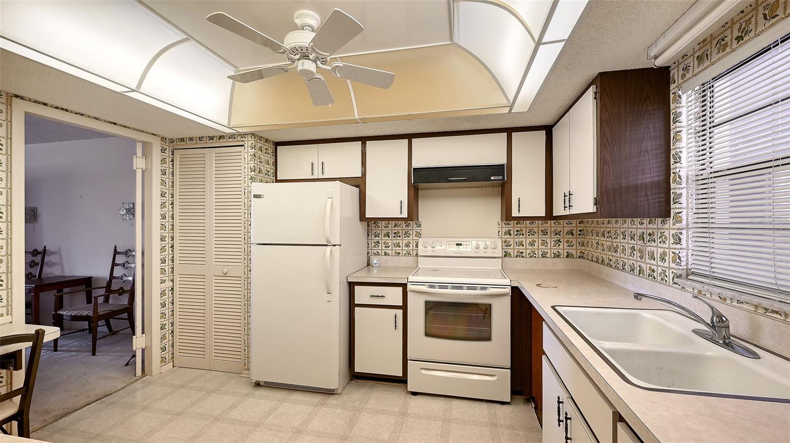 THE RIVERVIEW - Residential