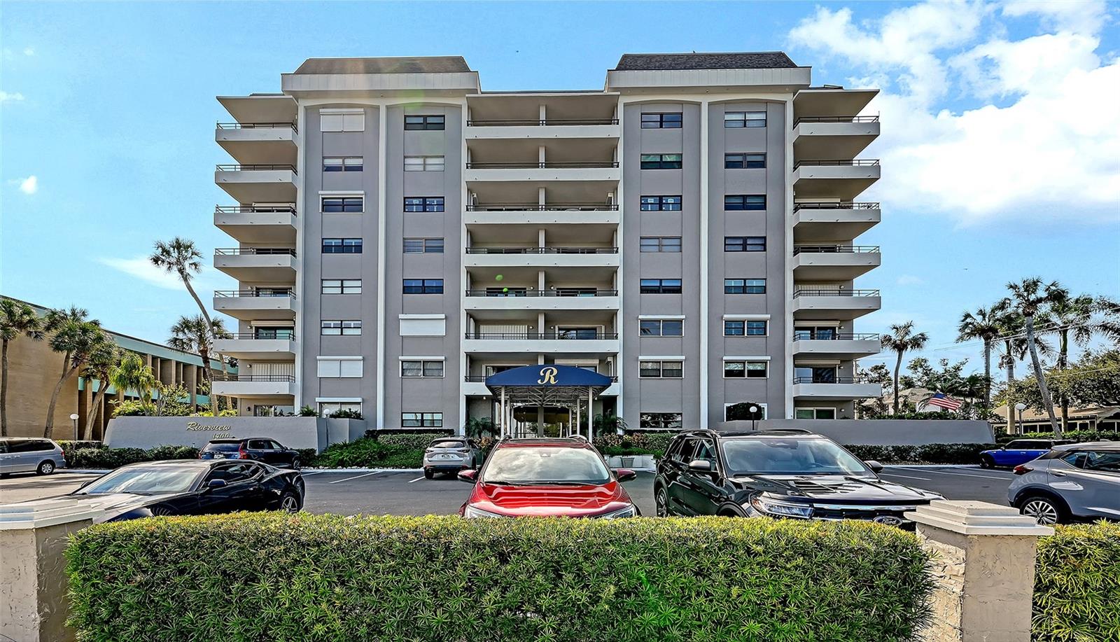 THE RIVERVIEW - Residential