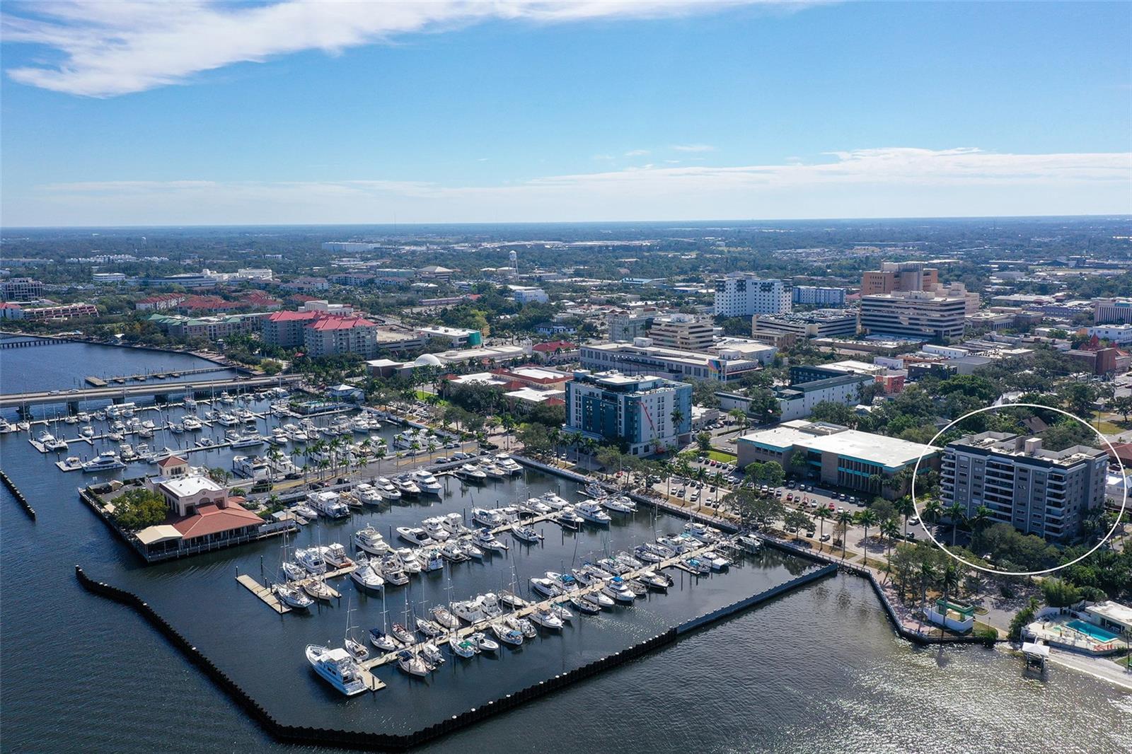 THE RIVERVIEW - Residential