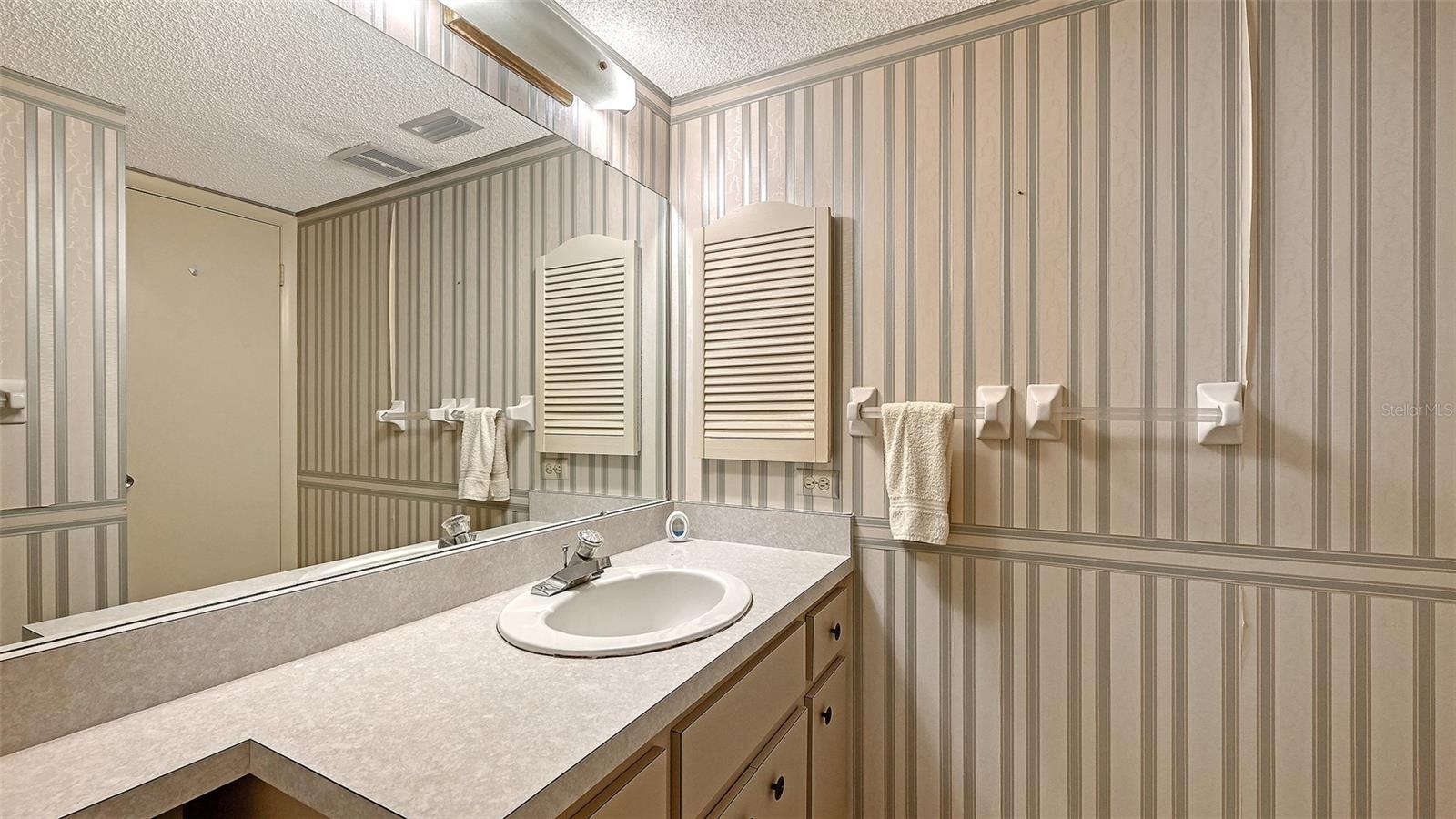 THE RIVERVIEW - Residential