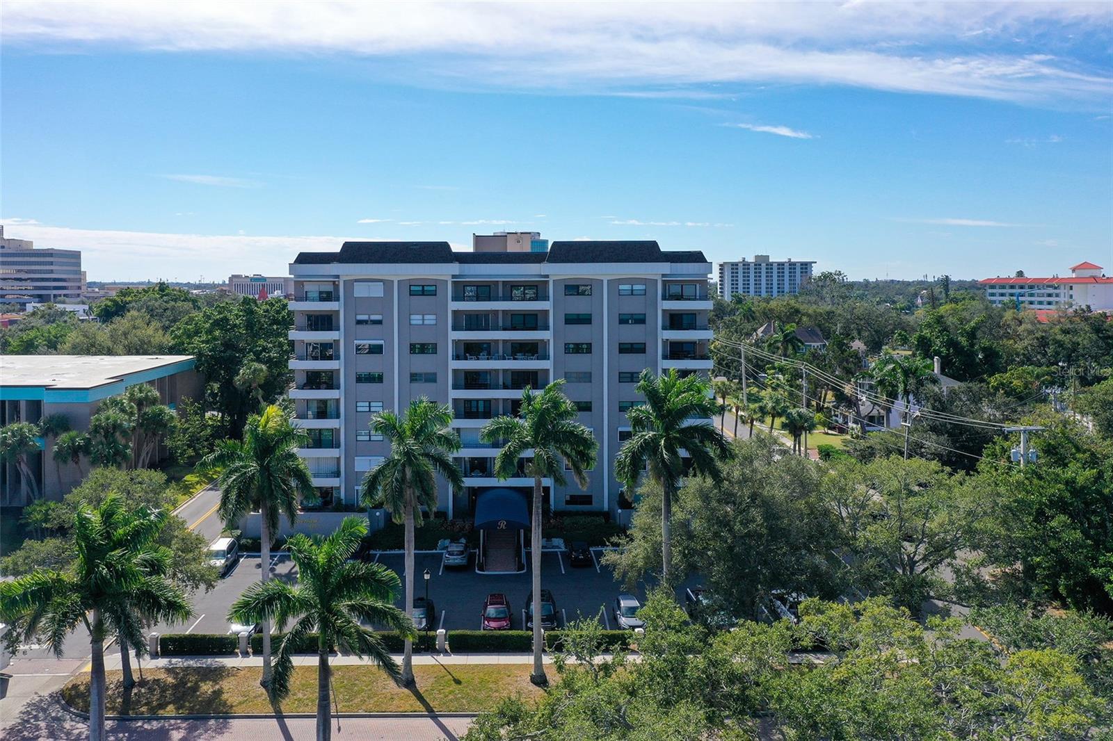 THE RIVERVIEW - Residential