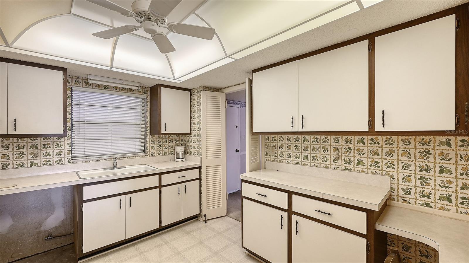 THE RIVERVIEW - Residential