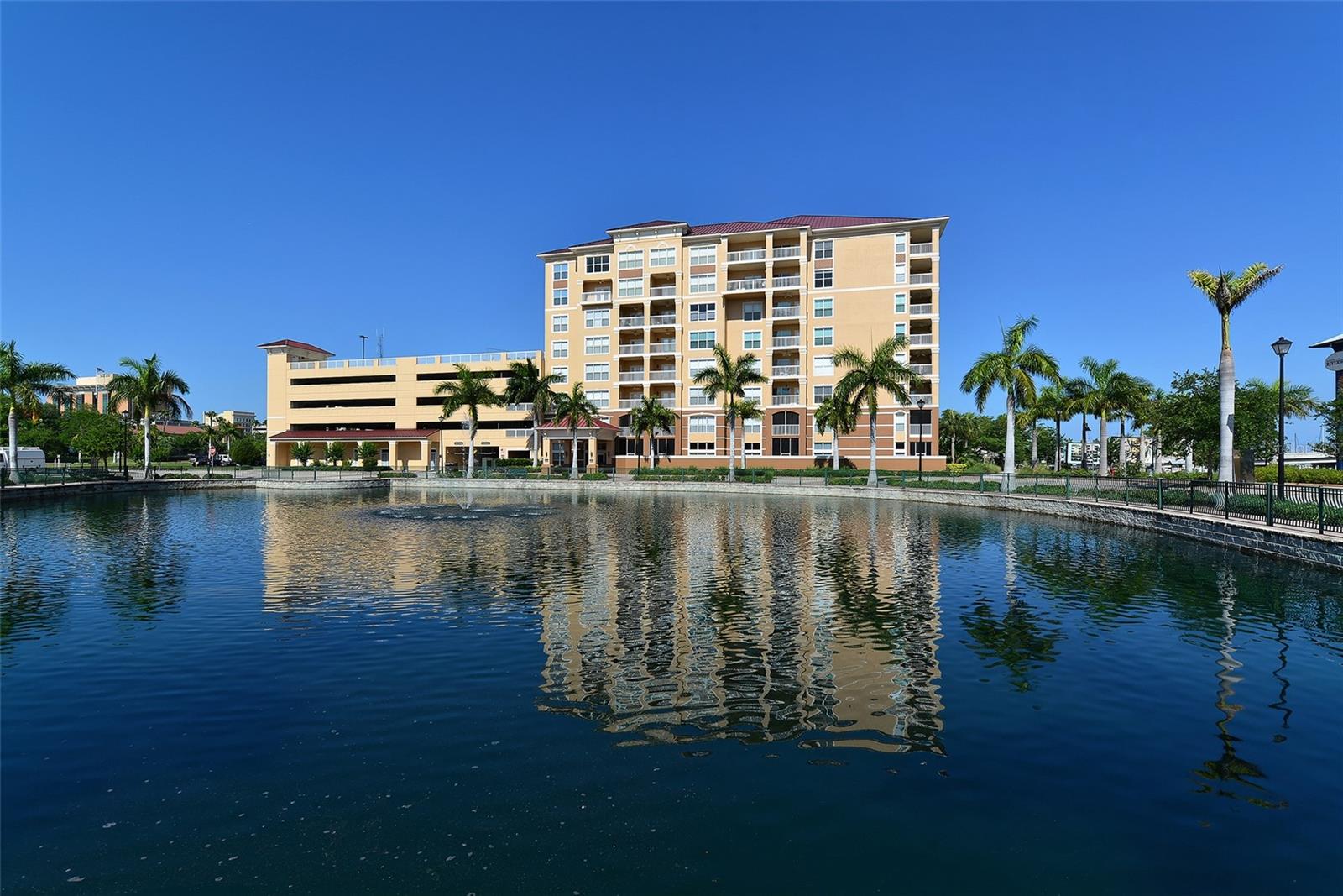 THE RIVERVIEW - Residential