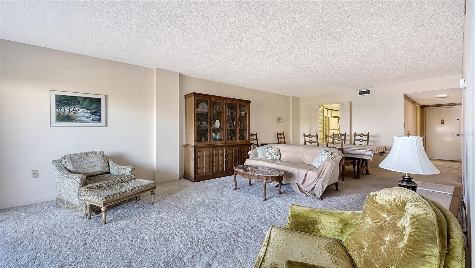 THE RIVERVIEW - Residential