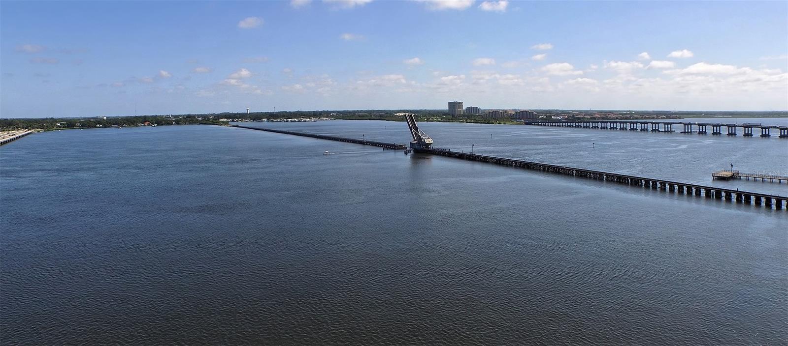 THE RIVERVIEW - Residential