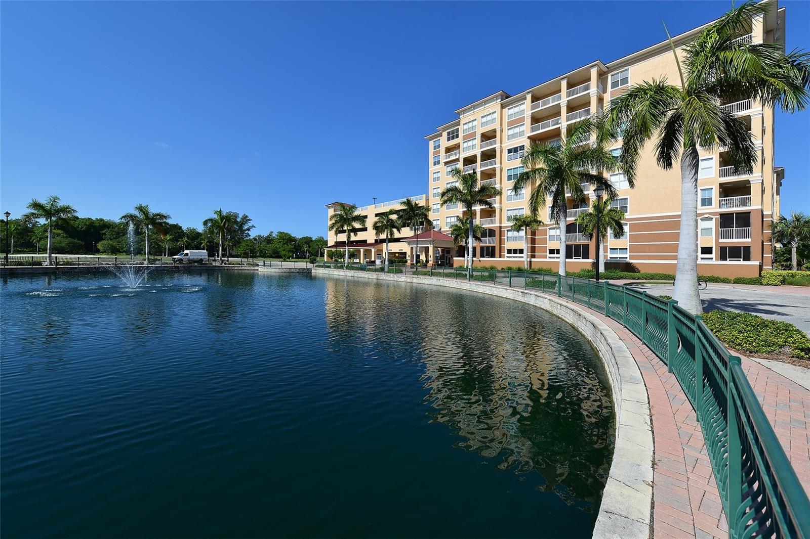 THE RIVERVIEW - Residential