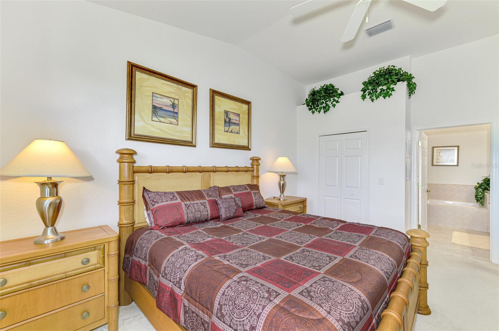RIVERWOOD - Residential