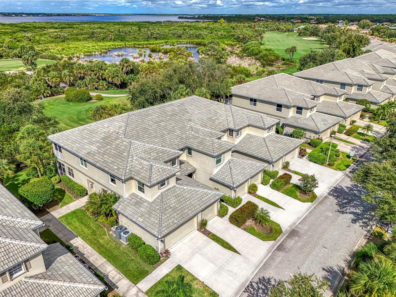 RIVERWOOD - Residential