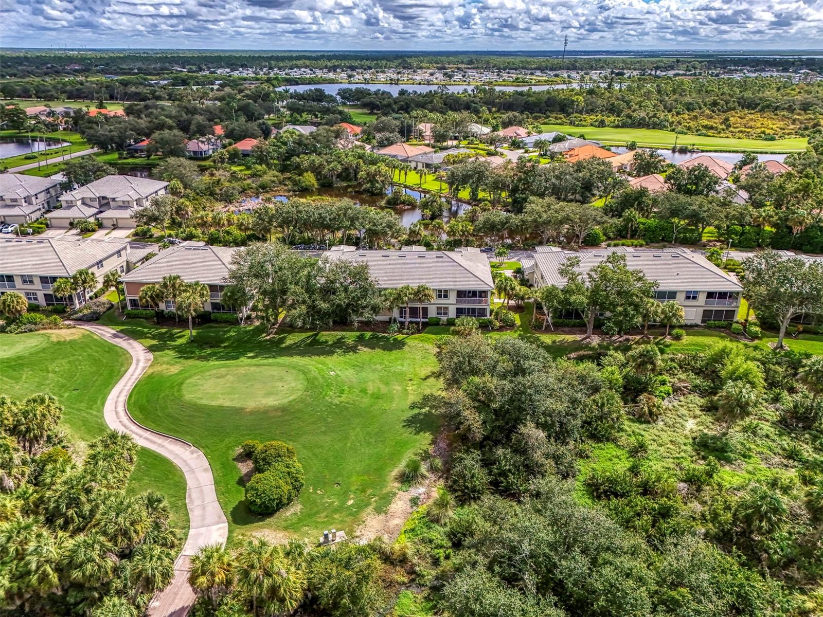 RIVERWOOD - Residential