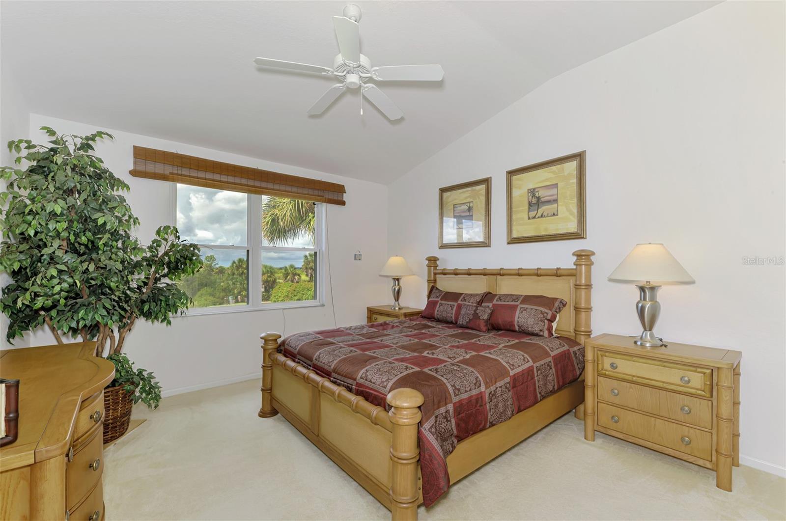 RIVERWOOD - Residential
