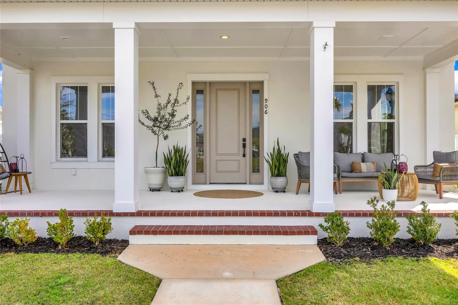 906 ALLENDALE LANE