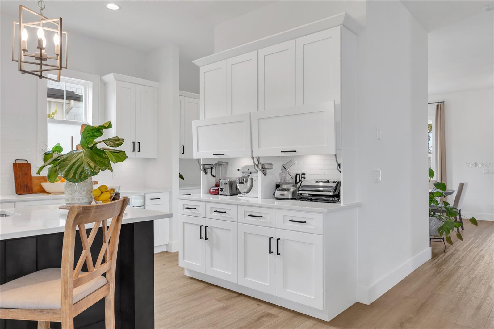 OAKLAND PARKB-2 - Residential