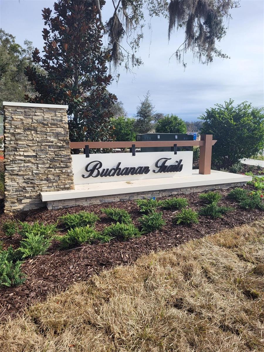 BUCHANAN TRAILS - Residential